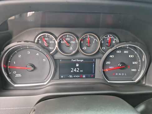 Used 2022 Chevrolet Silverado 2500 LTZ w/ LTZ Plus Package image 13