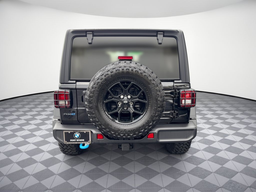 Used 2024 Jeep Wrangler Unlimited AWD/4WD image 11