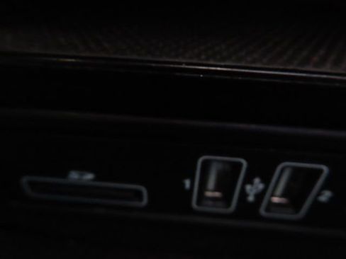 Used 2015 Mercedes-Benz C 300 Sedan image 26