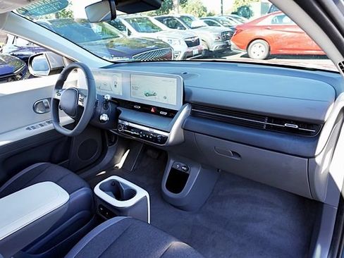Certified 2024 Hyundai Ioniq 5 SEL RWD image 10