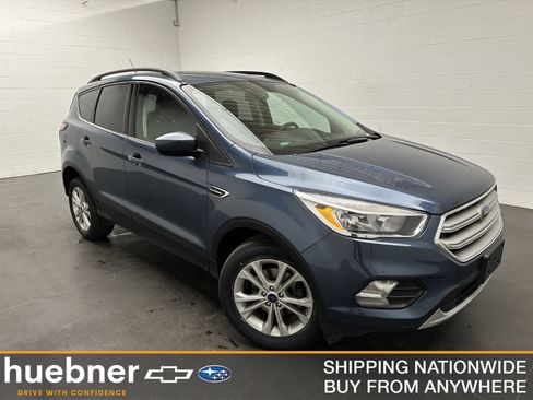 Used 2018 Ford Escape SE w/ SE Sync 3 Package FWD image 1