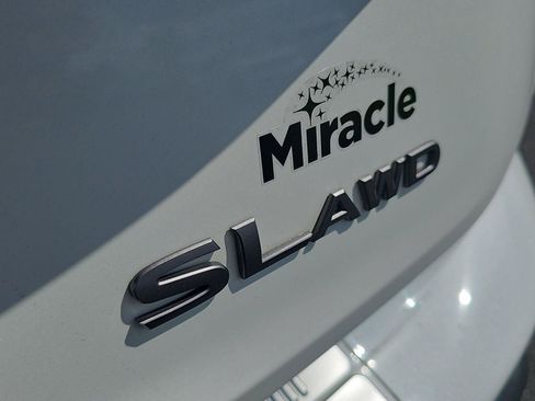 Used 2025 Nissan Rogue SL AWD/4WD image 33