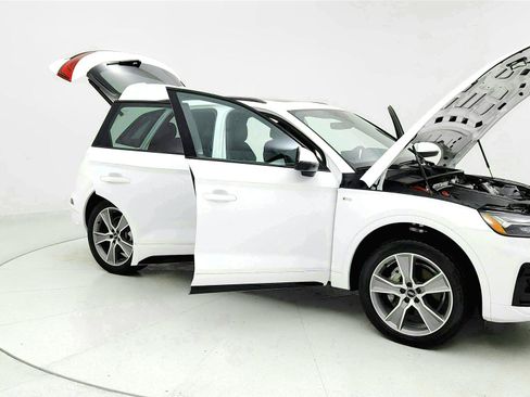 Used 2025 Audi Q5 2.0T Premium image 12