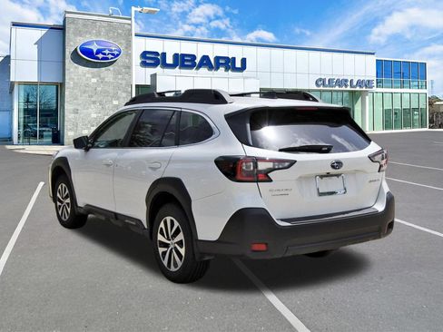 Certified 2025 Subaru Outback Premium w/ Popular Package #1A AWD/4WD image 4