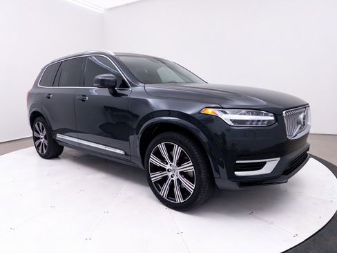Used 2022 Volvo XC90 T8 Inscription w/ Advanced Package image 11