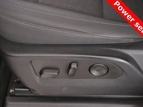 Used 2022 GMC Sierra 1500 SLE image 18