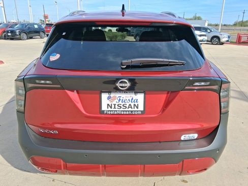 New 2026 Nissan Kicks SV w/ SV Premium Package image 5