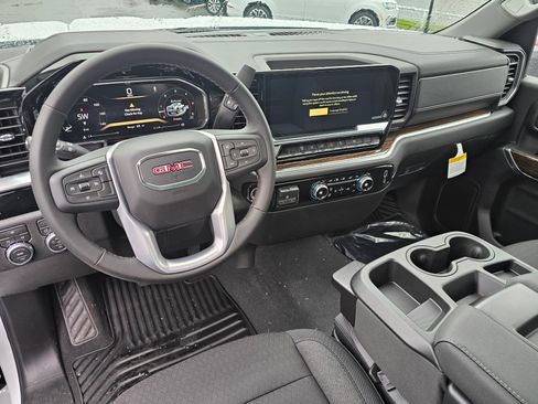 New 2026 GMC Sierra 3500 SLE w/ SLE Convenience Package AWD/4WD image 15