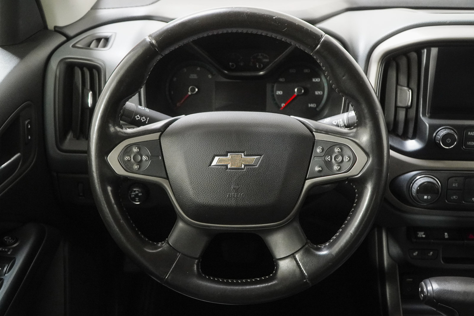 Used 2016 Chevrolet Colorado Z71 AWD/4WD image 23