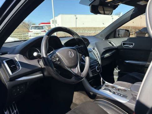 Used 2019 Acura TLX V6 w/ Technology & A-SPEC Pkg FWD image 10