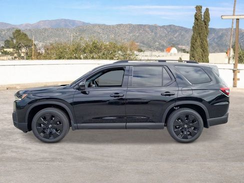 New 2026 Honda Pilot Black Edition image 2