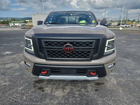 Used 2023 Nissan Titan PRO-4X w/ Pro-4x Convenience Package AWD/4WD image 2