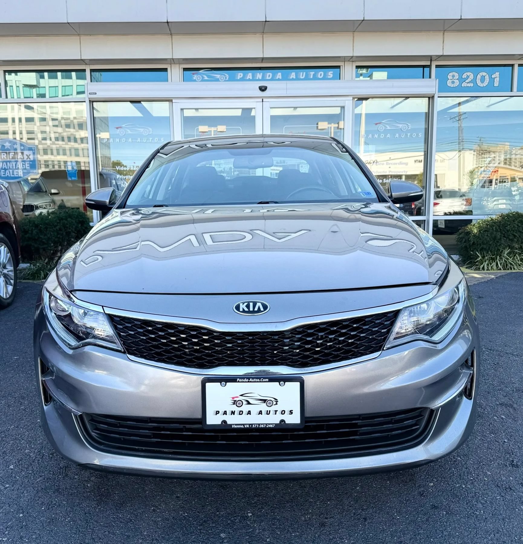 Used 2016 Kia Optima LX w/ Technology Package FWD image 2