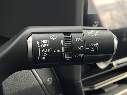 Used 2024 Lexus GX 550 w/ Accessory Package (Z1) image 55