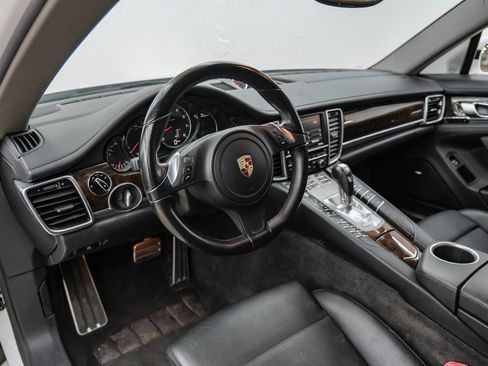 Used 2014 Porsche Panamera S image 13