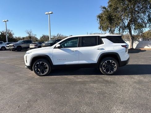 New 2026 Chevrolet Equinox LT w/ Convenience Package II image 4