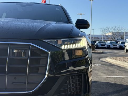 Used 2021 Audi Q8 Premium Plus image 33