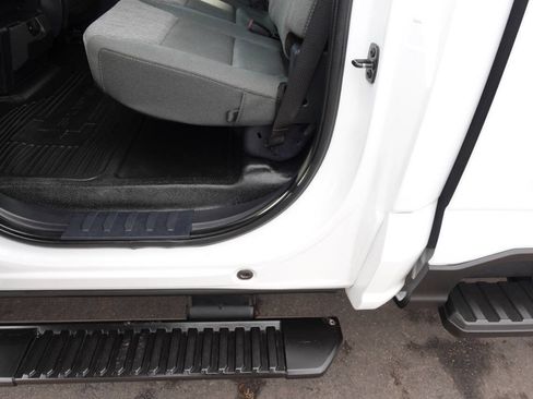 Used 2024 Ford F250 XLT w/ FX4 Off-Road Package image 22