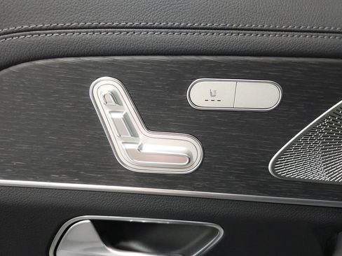 Used 2024 Mercedes-Benz GLS 450 4MATIC image 28