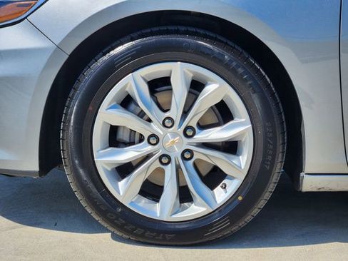 Used 2024 Chevrolet Malibu LT image 11