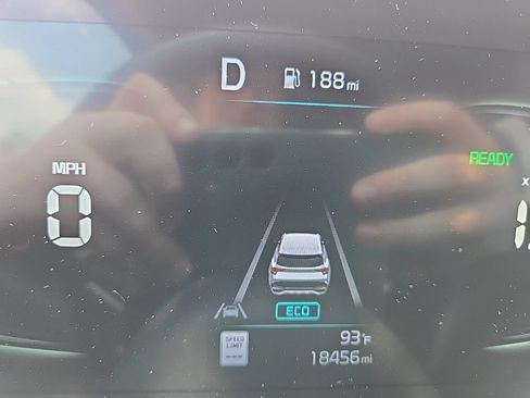 Certified 2023 Kia Sportage EX AWD/4WD image 19