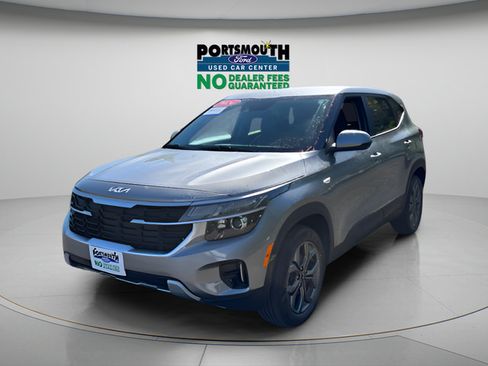 Used 2024 Kia Seltos LX AWD/4WD image 18