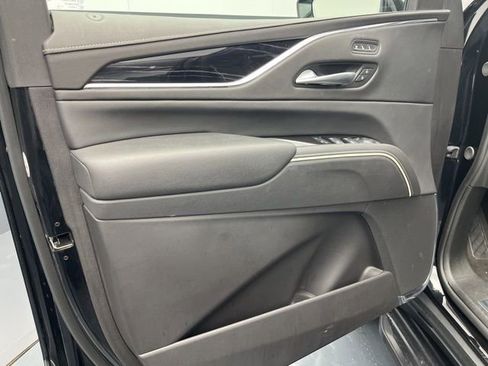 Used 2024 Cadillac Escalade Sport image 12