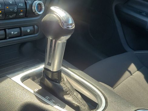 Used 2020 Ford Mustang GT RWD image 27