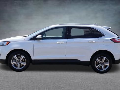 Used 2022 Ford Edge SEL w/ Convenience Package AWD/4WD image 4