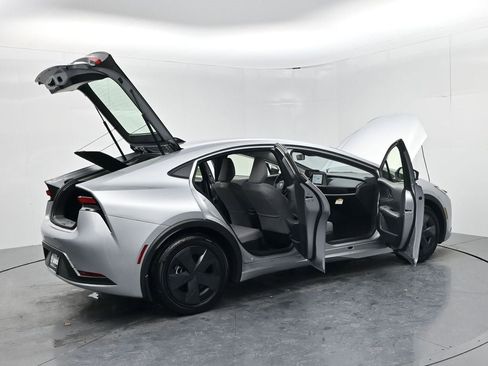 New 2026 Toyota Prius LE image 60