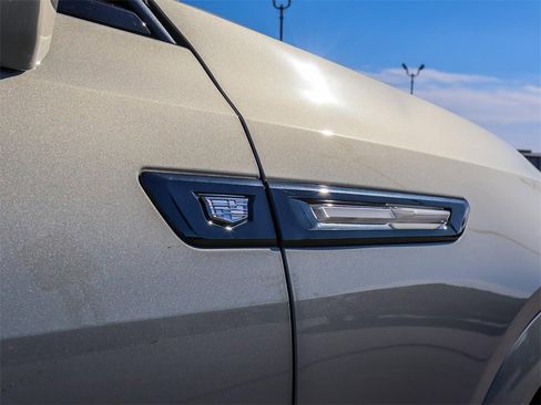 Used 2025 Cadillac Escalade IQ Sport 2 image 9