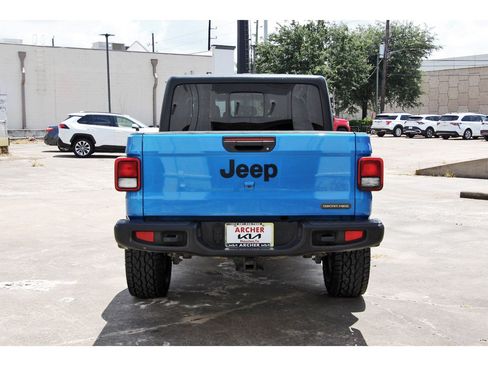 Used 2023 Jeep Gladiator Sport AWD/4WD image 6