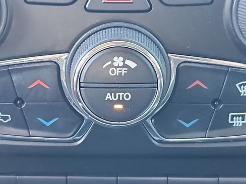 Certified 2019 RAM 1500 Big Horn image 9