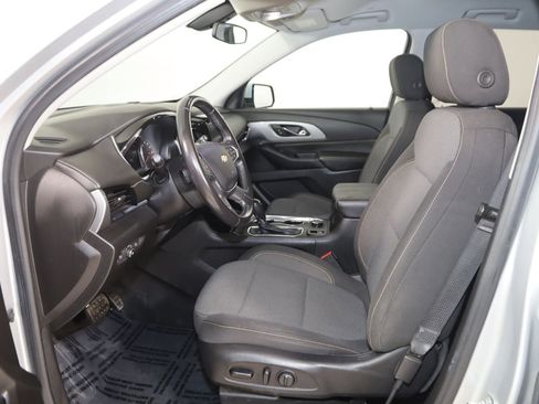 Used 2018 Chevrolet Traverse LT FWD image 11