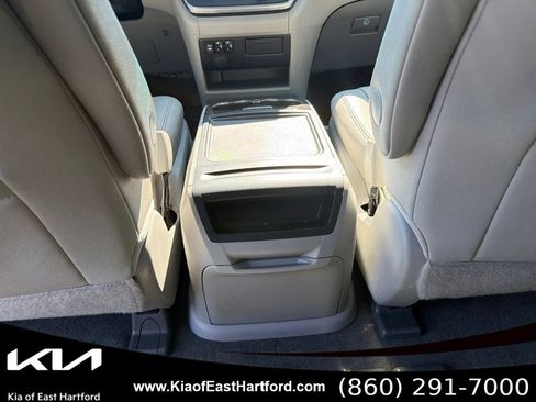 Used 2017 Toyota Sienna XLE w/ XLE Navigation Package FWD image 20