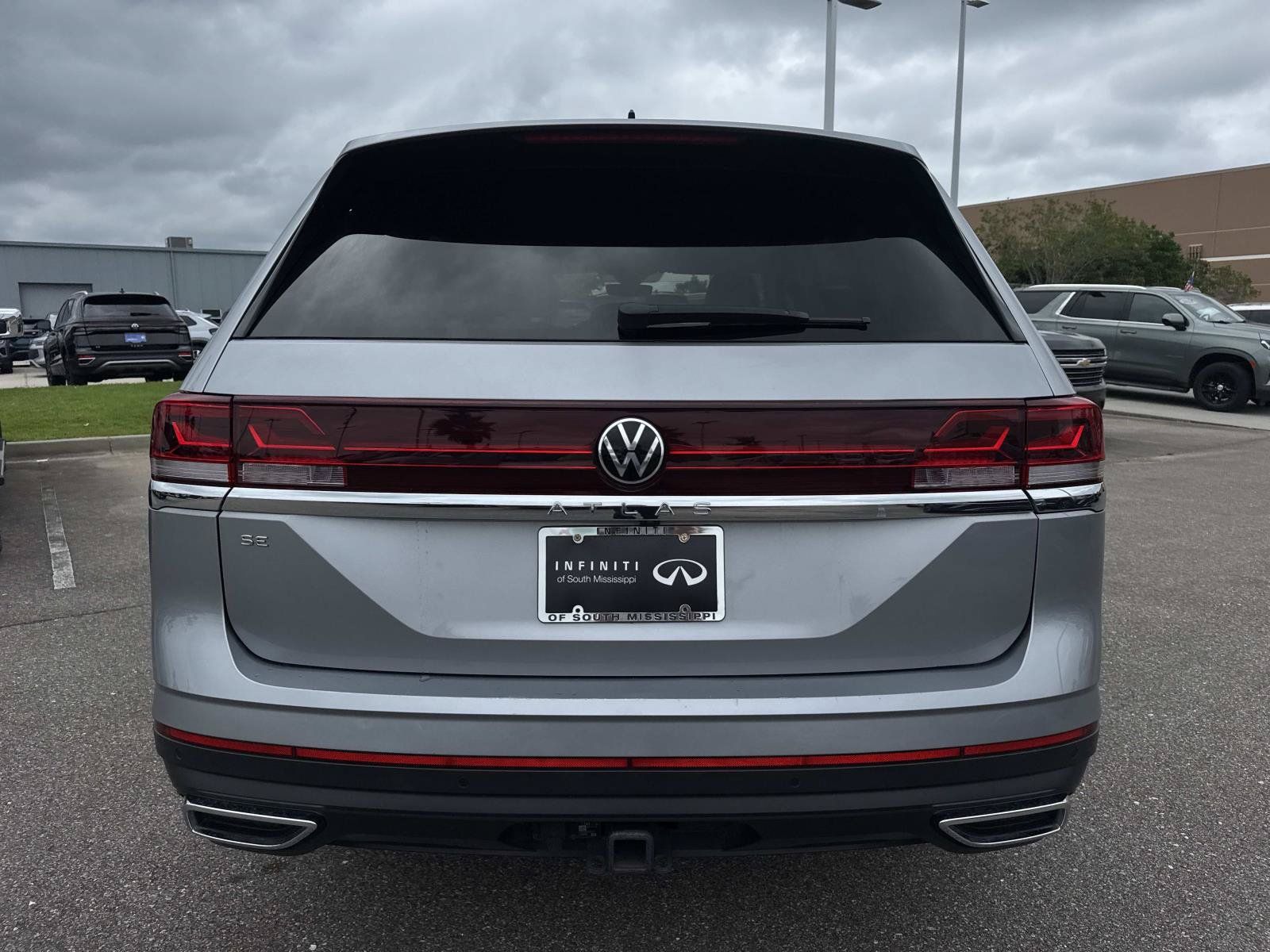 Used 2024 Volkswagen Atlas SE FWD image 6