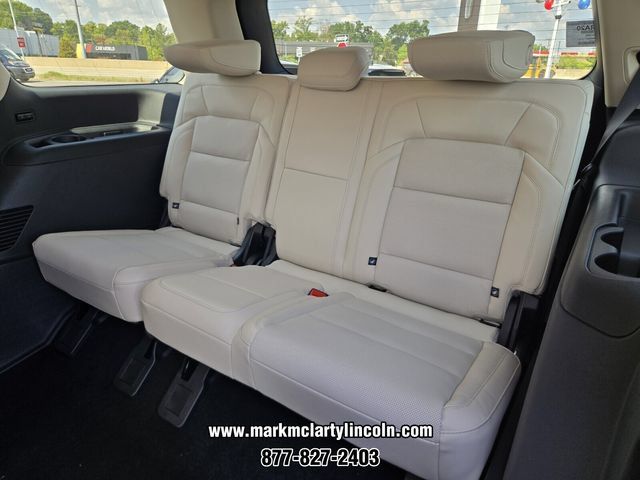 New 2027 Lincoln Navigator Premiere AWD/4WD image 10