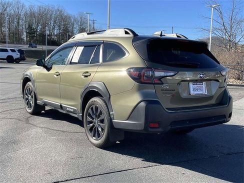 Used 2024 Subaru Outback Onyx Edition image 3