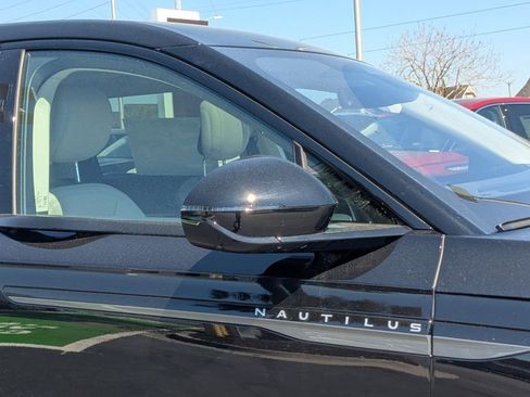 New 2026 Lincoln Nautilus Premier w/ Equipment Group 102A AWD/4WD image 11