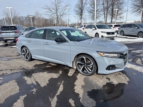 Certified 2022 Honda Accord Sport image 4