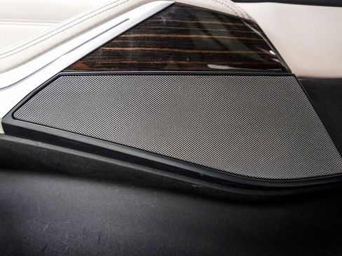 Used 2020 BMW X5 M50i w/ Premium Package image 41