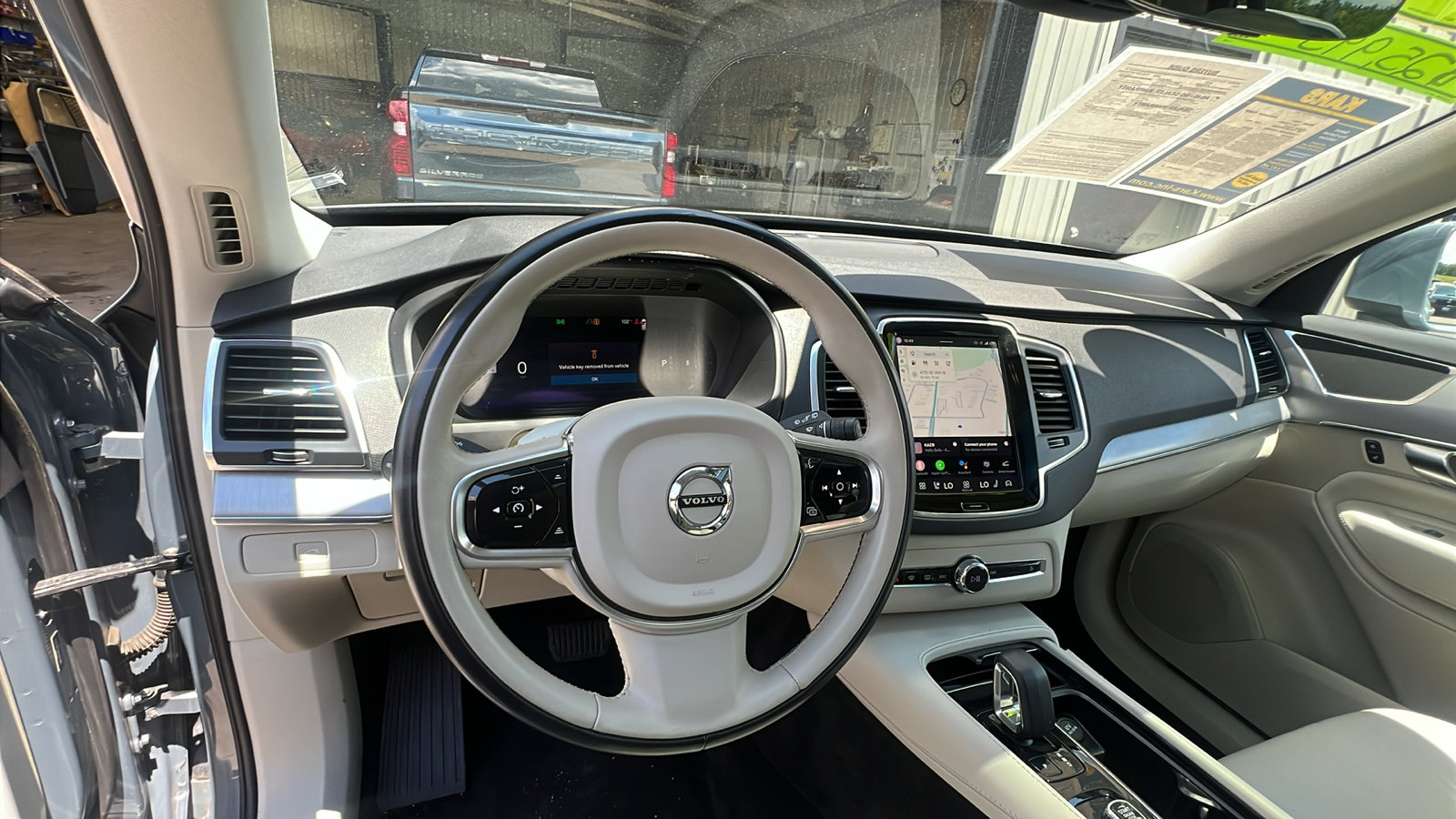 Used 2023 Volvo XC90 B5 Core AWD/4WD image 14