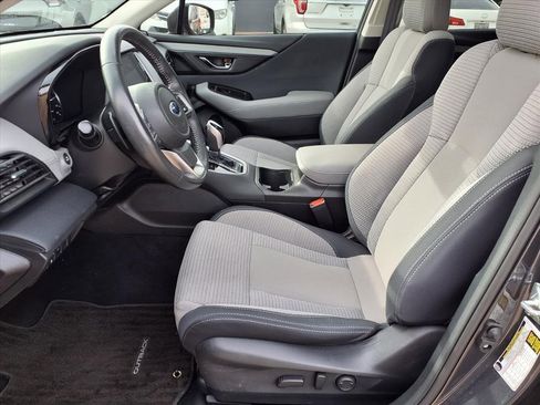 Used 2023 Subaru Outback Premium image 6