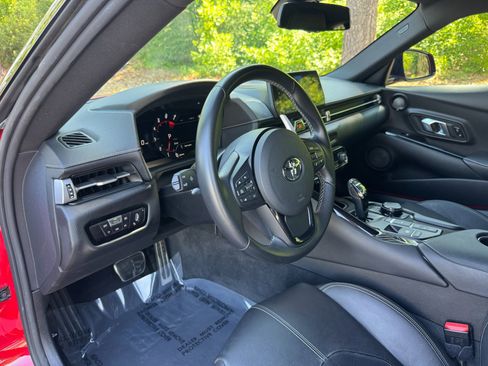 Used 2021 Toyota Supra Premium w/ Driver Assist Package RWD image 31