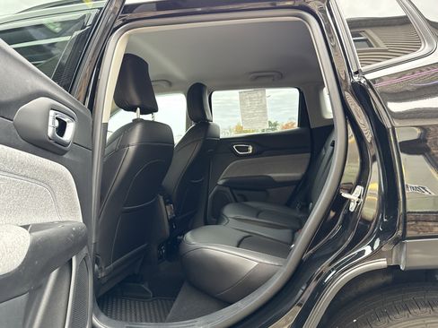 Used 2022 Jeep Compass Latitude w/ Convenience Group image 10