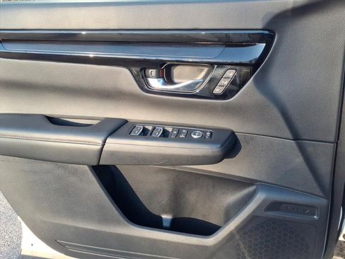 Used 2025 Honda CR-V Sport Touring image 11