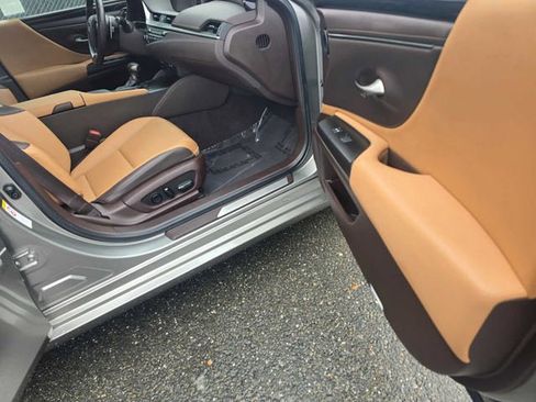 Certified 2019 Lexus ES 350 image 10