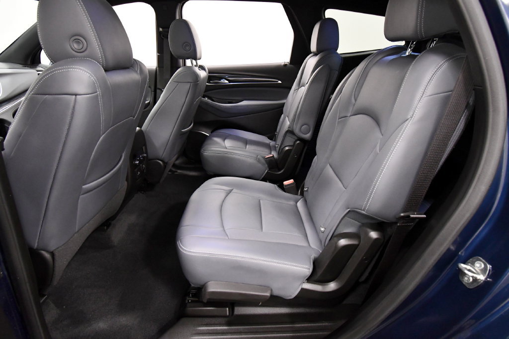 Used 2024 Buick Enclave Premium w/ Experience Buick Package AWD/4WD image 15