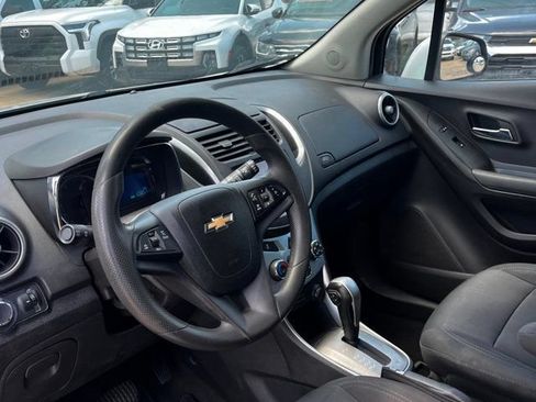 Used 2016 Chevrolet Trax LT AWD/4WD image 15