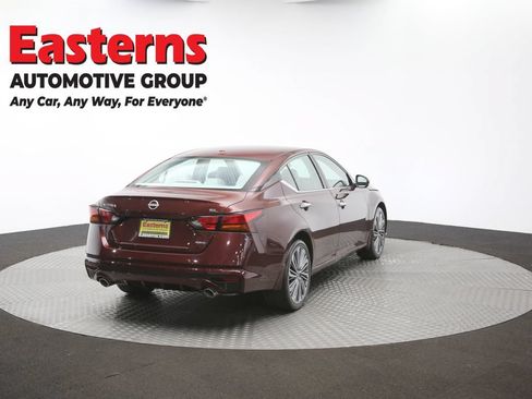 Used 2024 Nissan Altima 2.5 SL AWD/4WD image 43